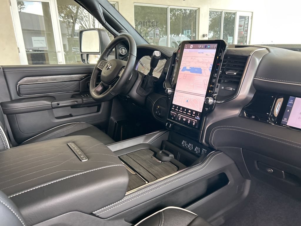New 2026 RAM 3500 Limited AWD/4WD image 31