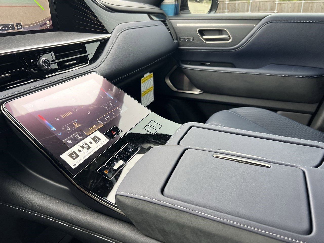 New 2026 INFINITI QX80 4WD image 17