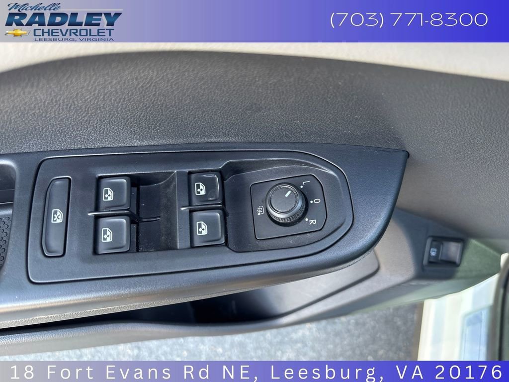 Used 2024 Volkswagen Taos SE AWD/4WD image 13