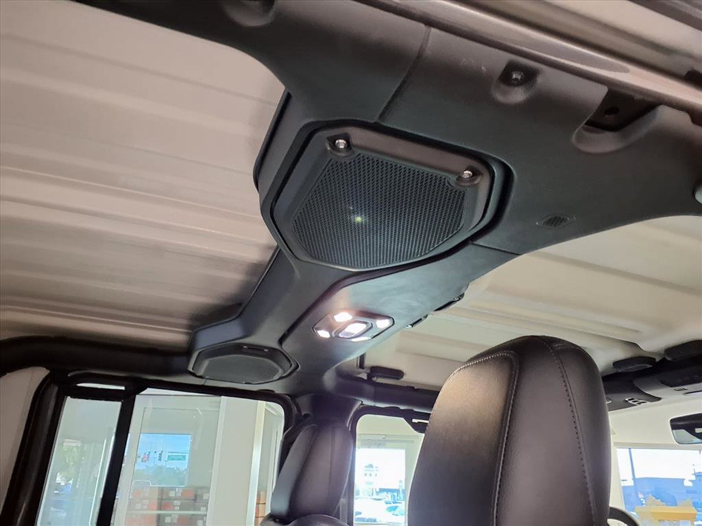 Used 2023 Jeep Gladiator Rubicon w/ Trailer Tow Package image 16