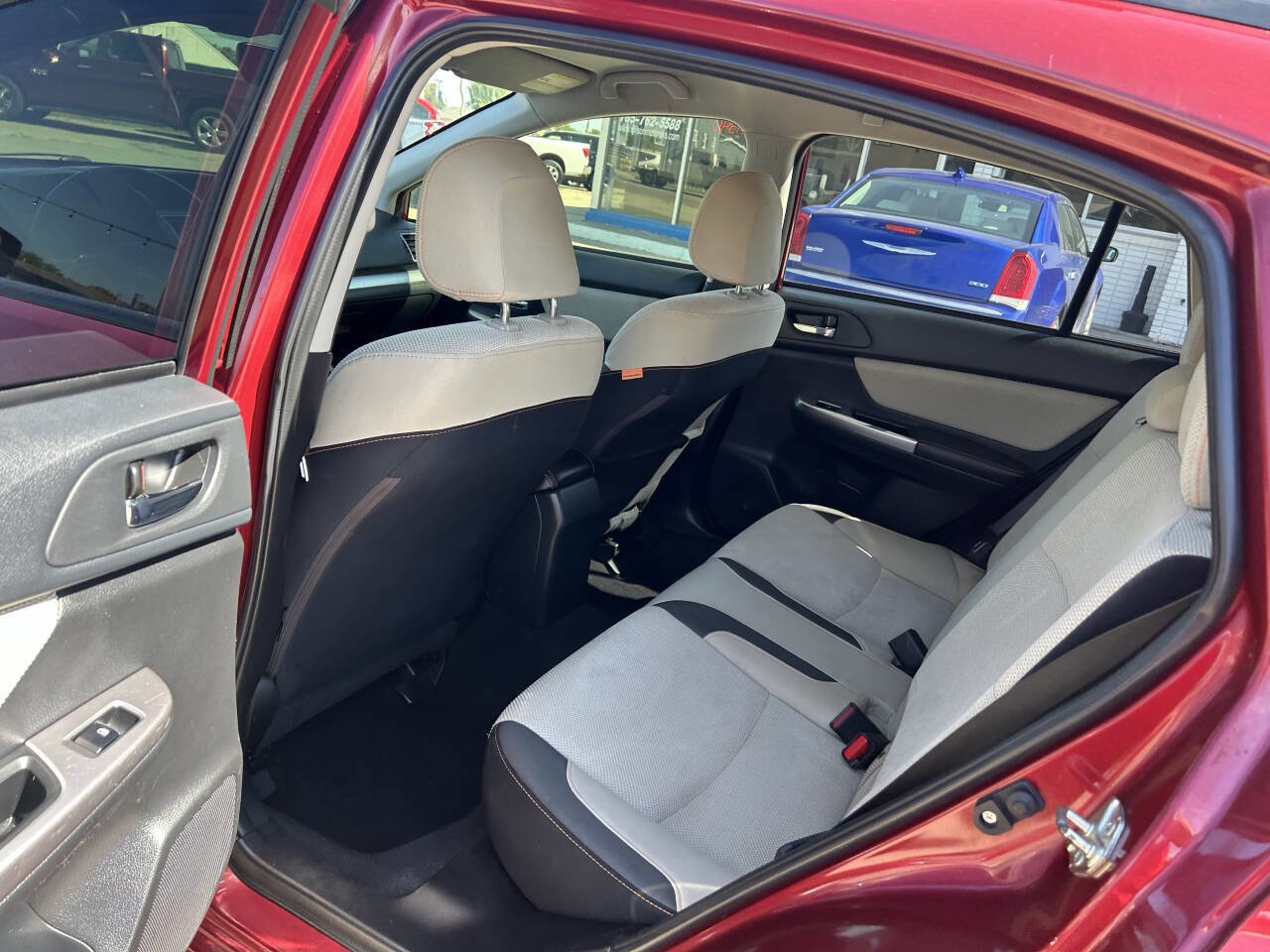 Used 2017 Subaru Crosstrek 2.0i Premium image 16