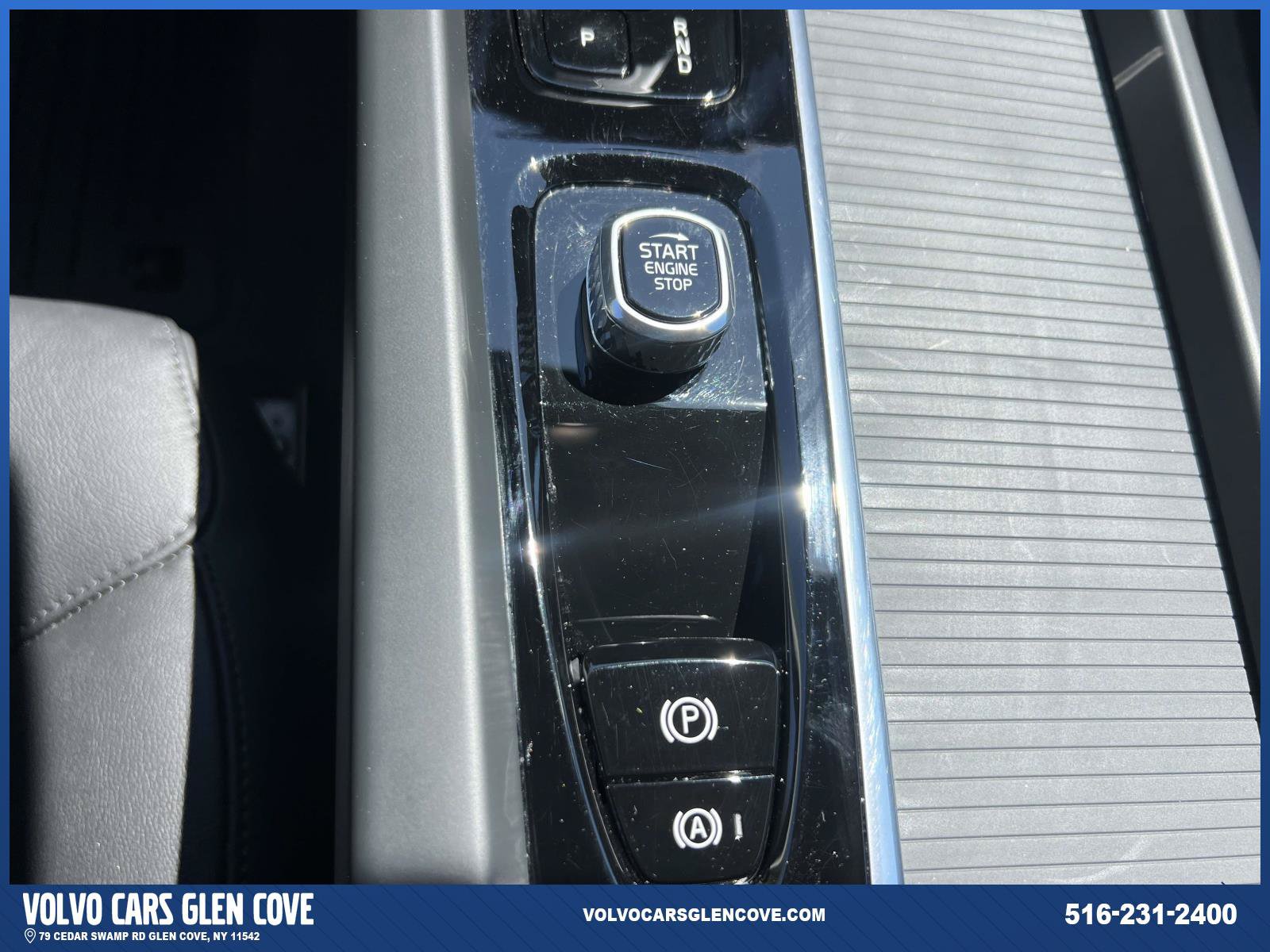 Used 2024 Volvo XC60 B5 Core w/ Protection Package Premier AWD/4WD image 31