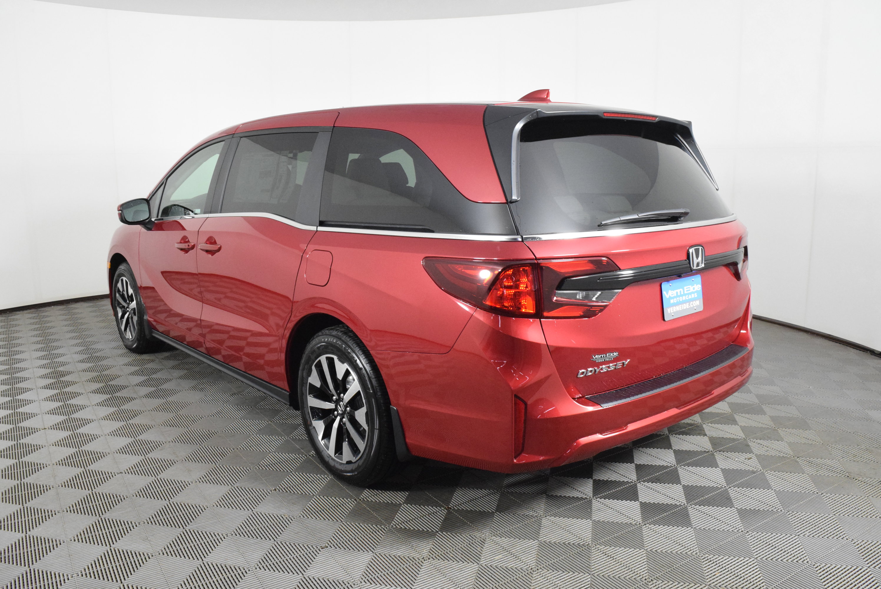 New 2026 Honda Odyssey EX-L image 8