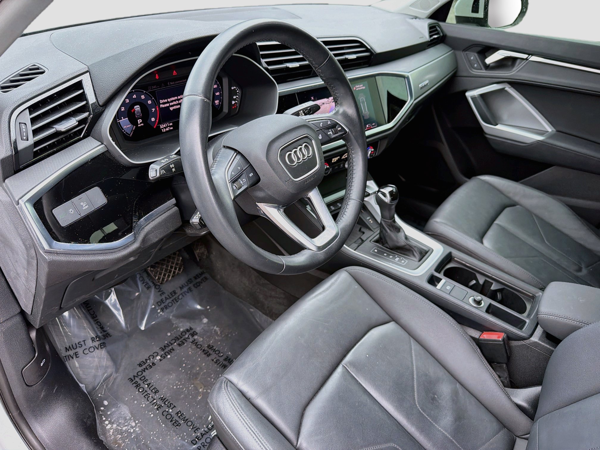 Used 2020 Audi Q3 2.0T Premium Plus AWD/4WD image 25