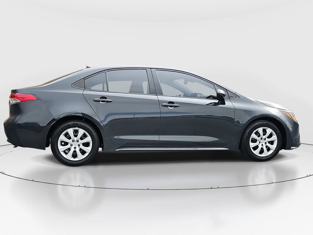 Certified 2023 Toyota Corolla LE image 4