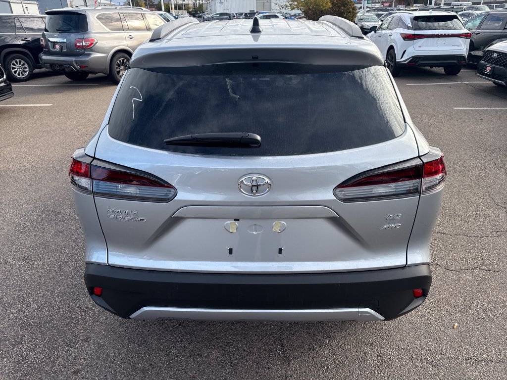 New 2026 Toyota Corolla Cross LE w/ Moonroof Package AWD/4WD image 6