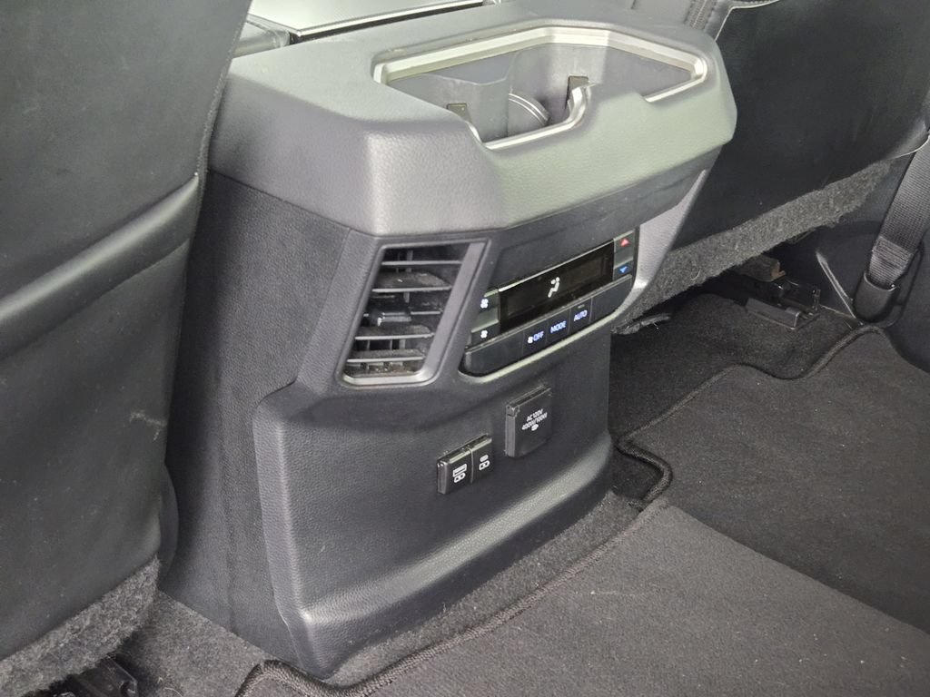 Used 2023 Toyota Sequoia Limited AWD/4WD image 33