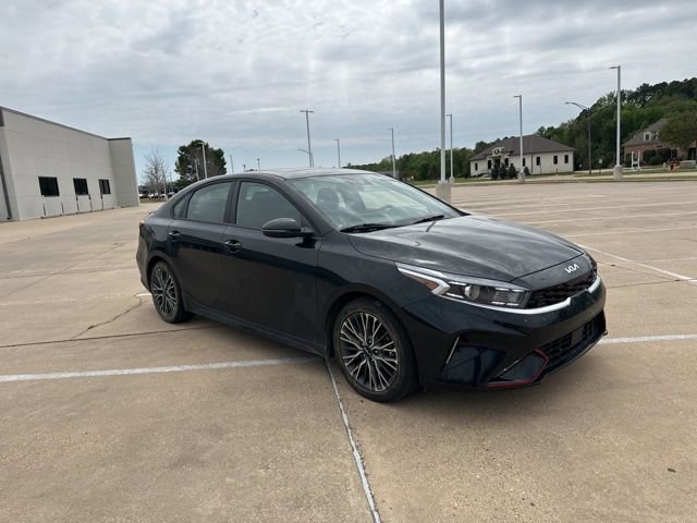 Used 2024 Kia Forte GT-Line w/ GT-Line Premium Package image 3