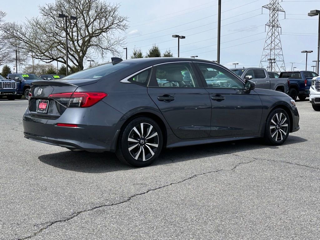 Used 2023 Honda Civic EX image 9