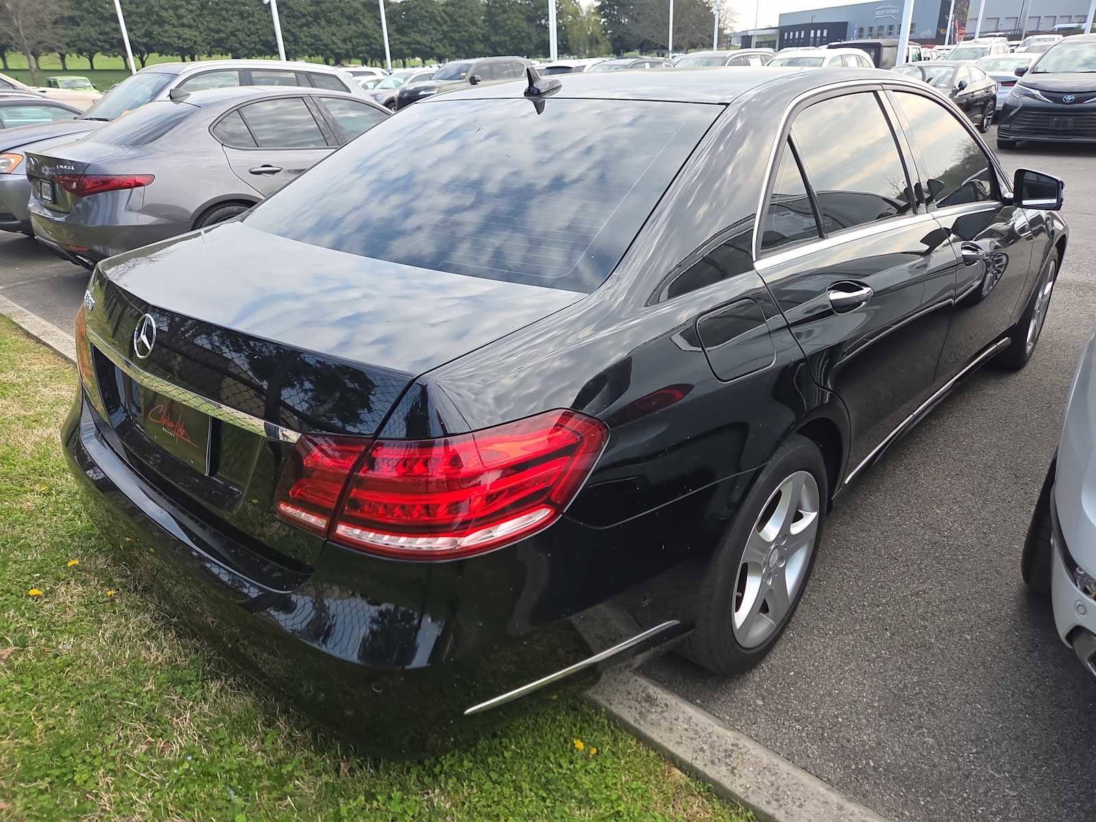 Used 2014 Mercedes-Benz E 350 Sedan w/ Premium 1 Package image 5
