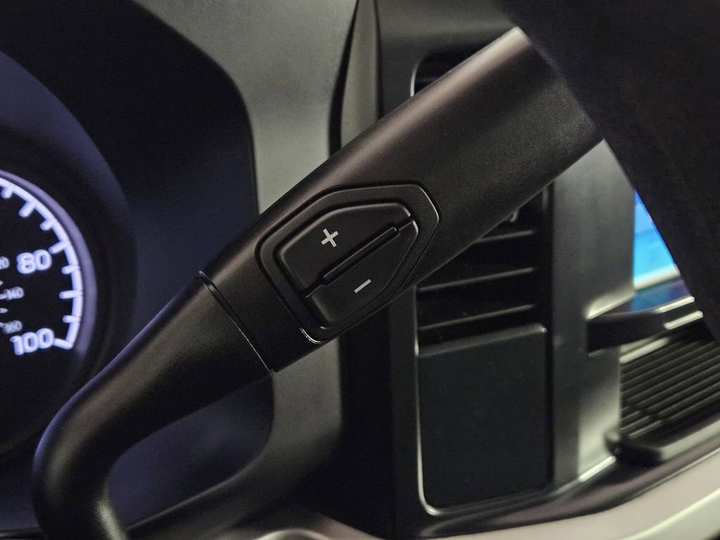 Used 2025 Ford F350 XL w/ XL Chrome Package image 21