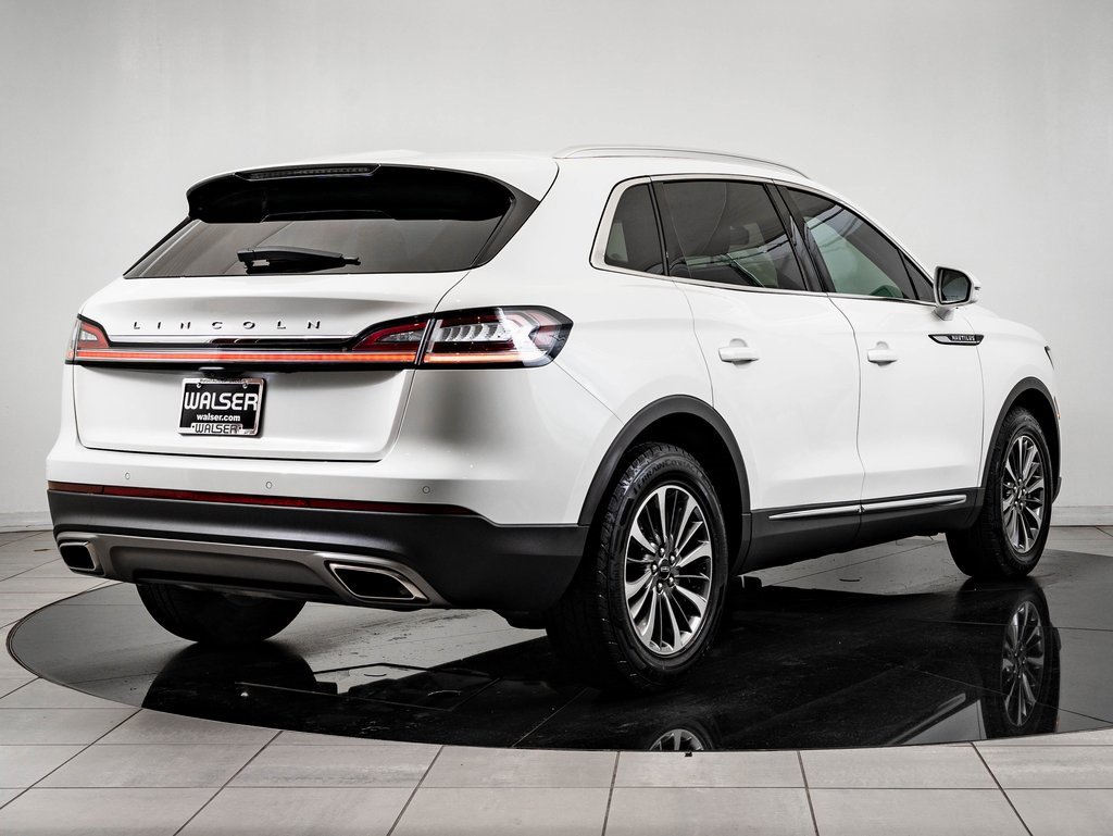 Used 2021 Lincoln Nautilus FWD w/ Equipment Group 101A image 10