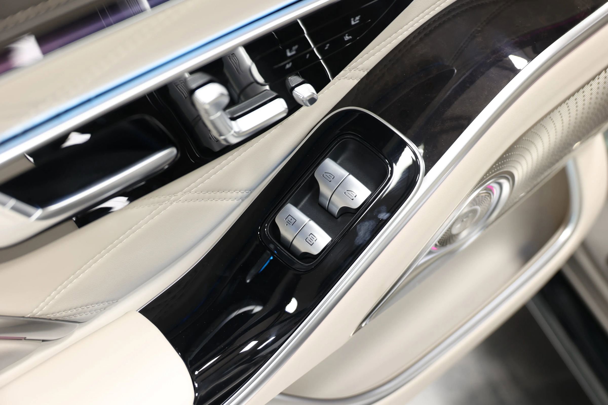 Used 2024 Mercedes-Benz Maybach S 580 4MATIC image 59