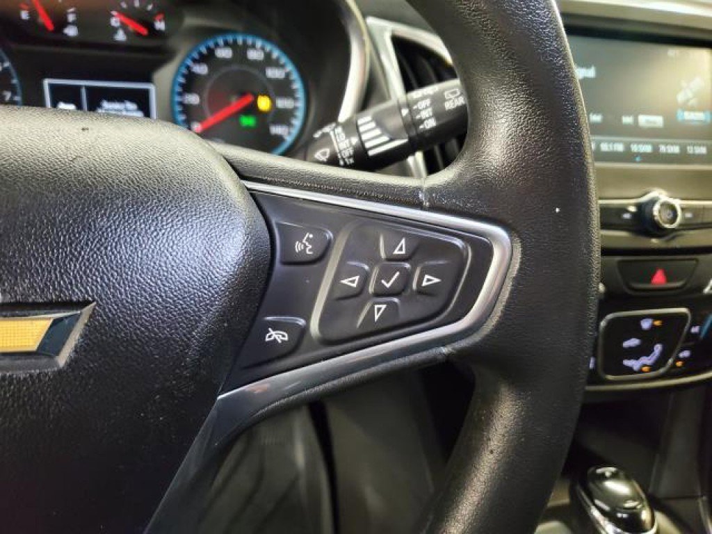 Used 2018 Chevrolet Equinox LT image 19