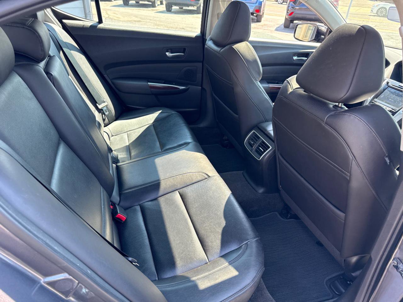 Used 2017 Acura TLX V6 w/ Technology Package image 11