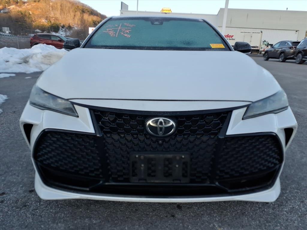 Used 2019 Toyota Avalon Touring w/ Advanced Safety Package image 6
