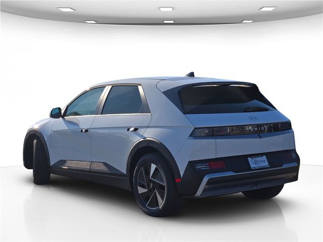 New 2026 Hyundai Ioniq 5 SE image 5