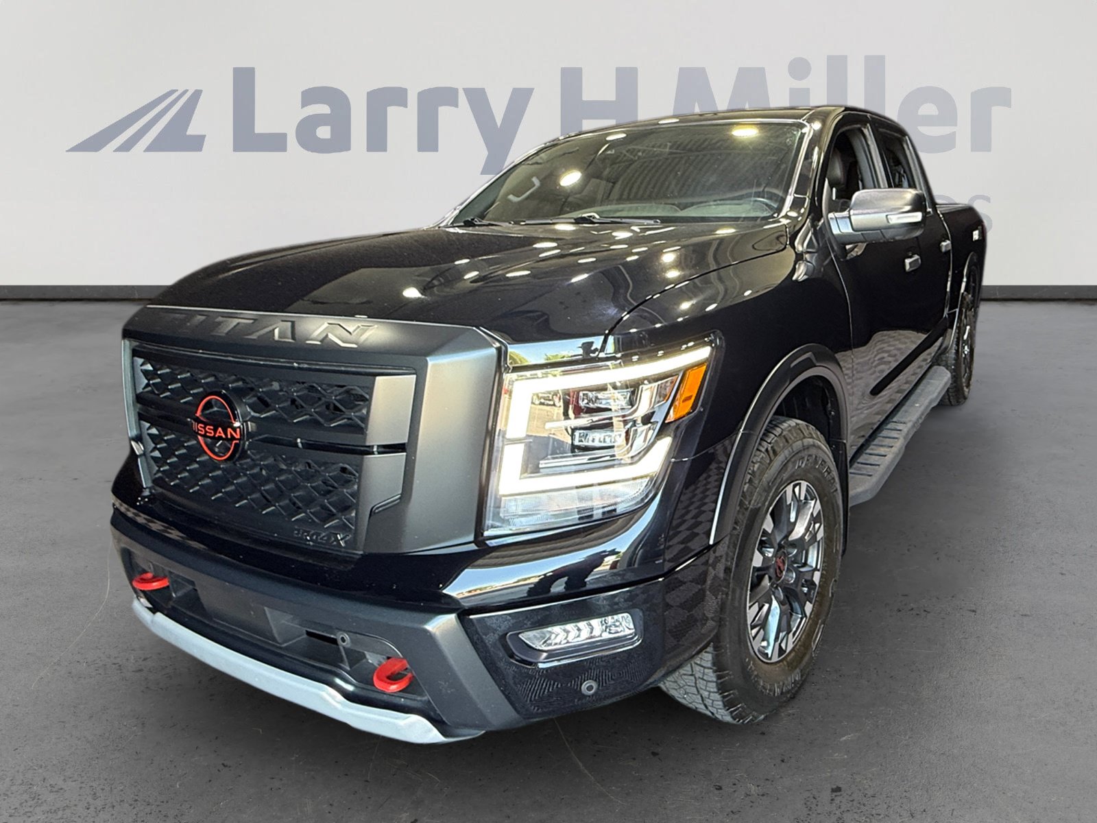 Certified 2024 Nissan Titan PRO-4X w/ Pro-4x Convenience Package