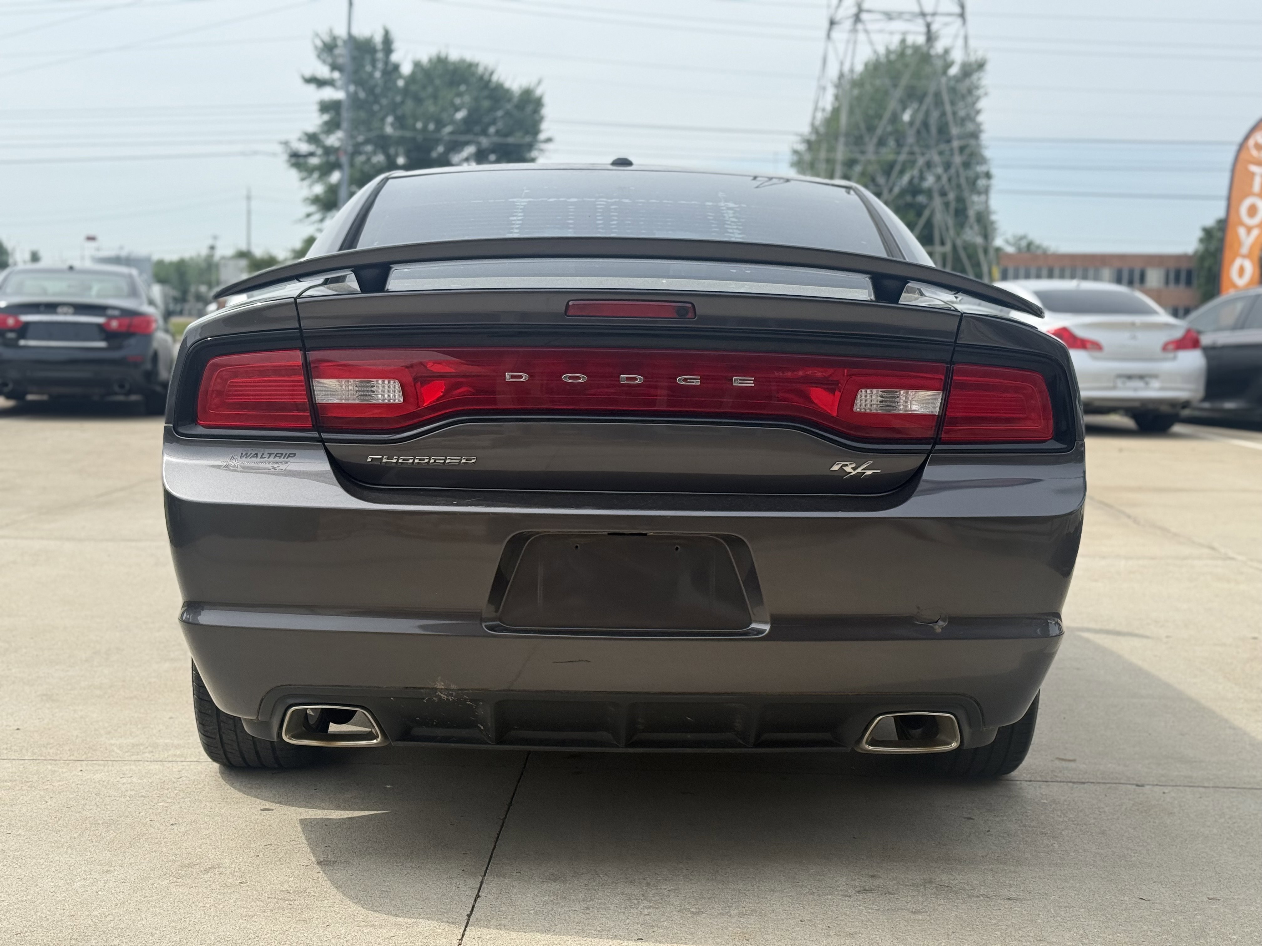 Used 2014 Dodge Charger R/T w/ Wheels & Tunes Group RWD image 6