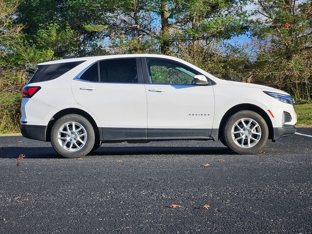 Used 2022 Chevrolet Equinox LT image 3