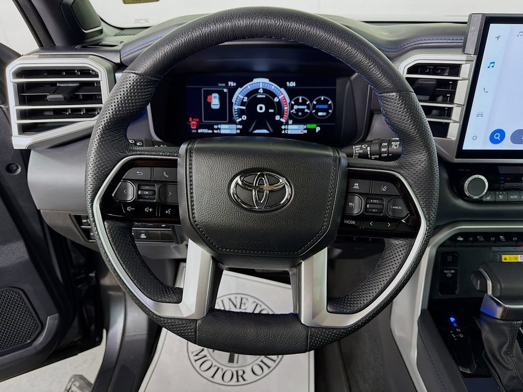 Used 2023 Toyota Sequoia Platinum AWD/4WD image 13