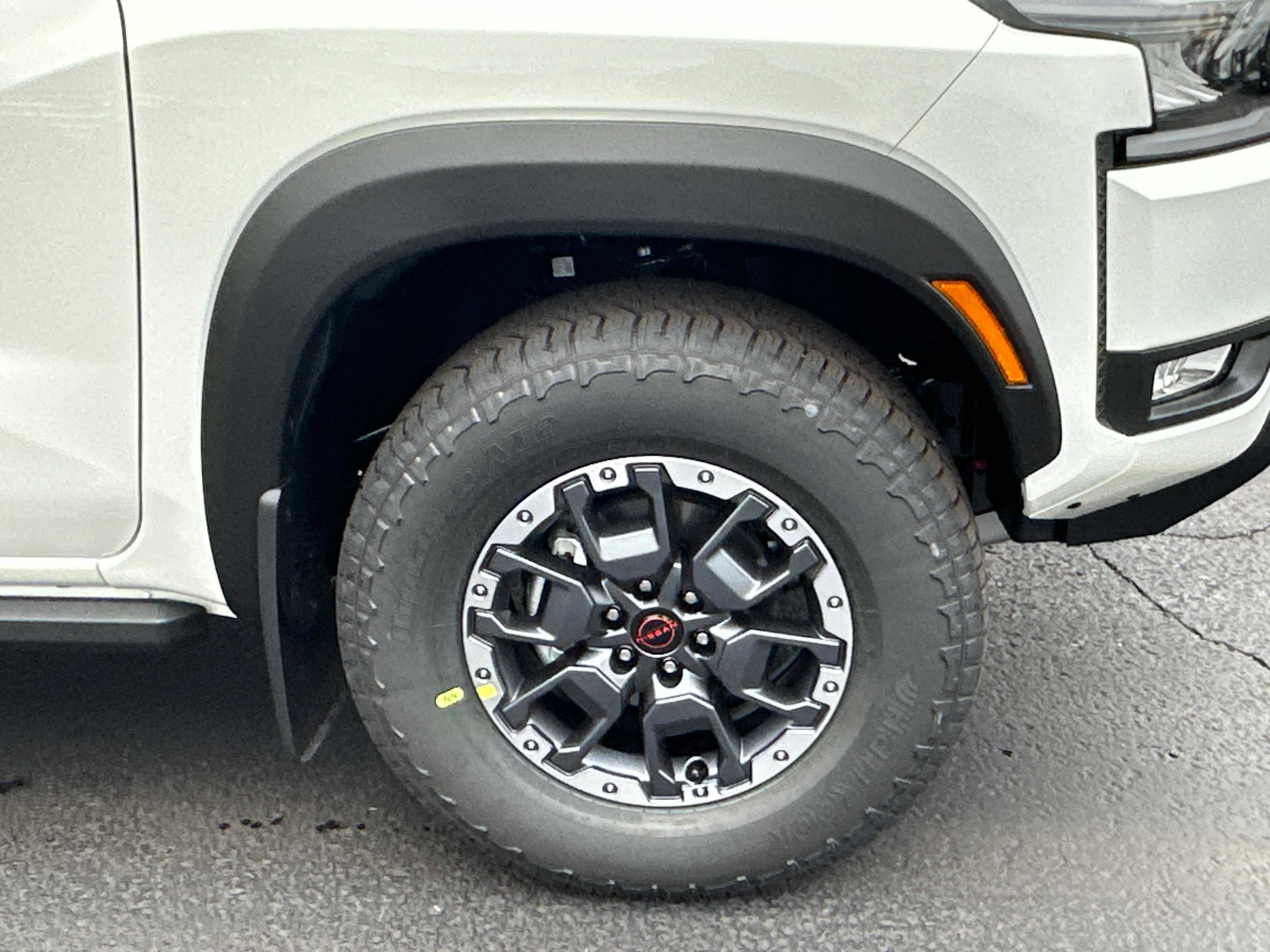 New 2026 Nissan Frontier PRO-4X w/ Pro-4x Convenience Package image 7