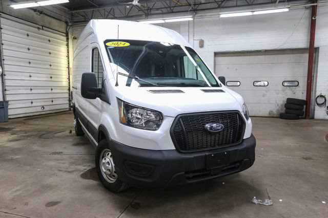 Used 2024 Ford Transit 250 148 High Roof AWD image 3