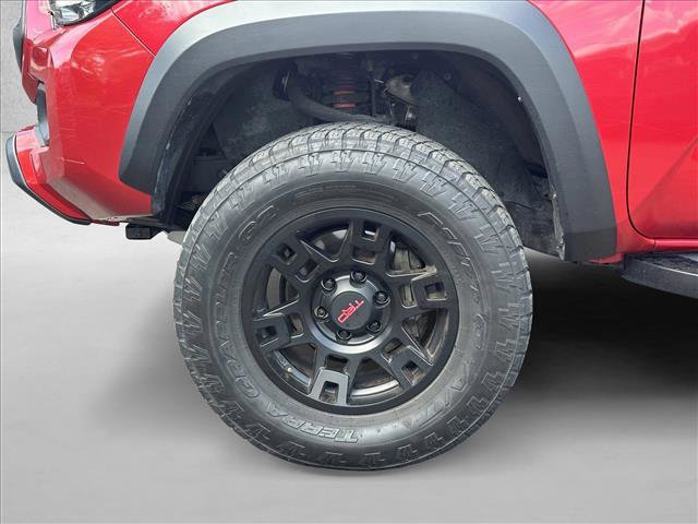 Used 2021 Toyota Tacoma TRD Off-Road w/ TRD Premium Off Road Package image 30