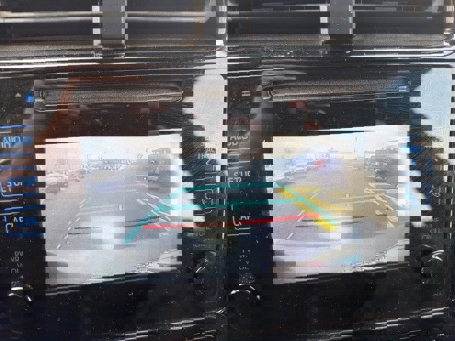 Used 2019 Toyota Prius XLE image 18