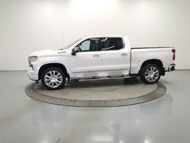 Used 2024 Chevrolet Silverado 1500 High Country w/ High Country Premium Package AWD/4WD image 5