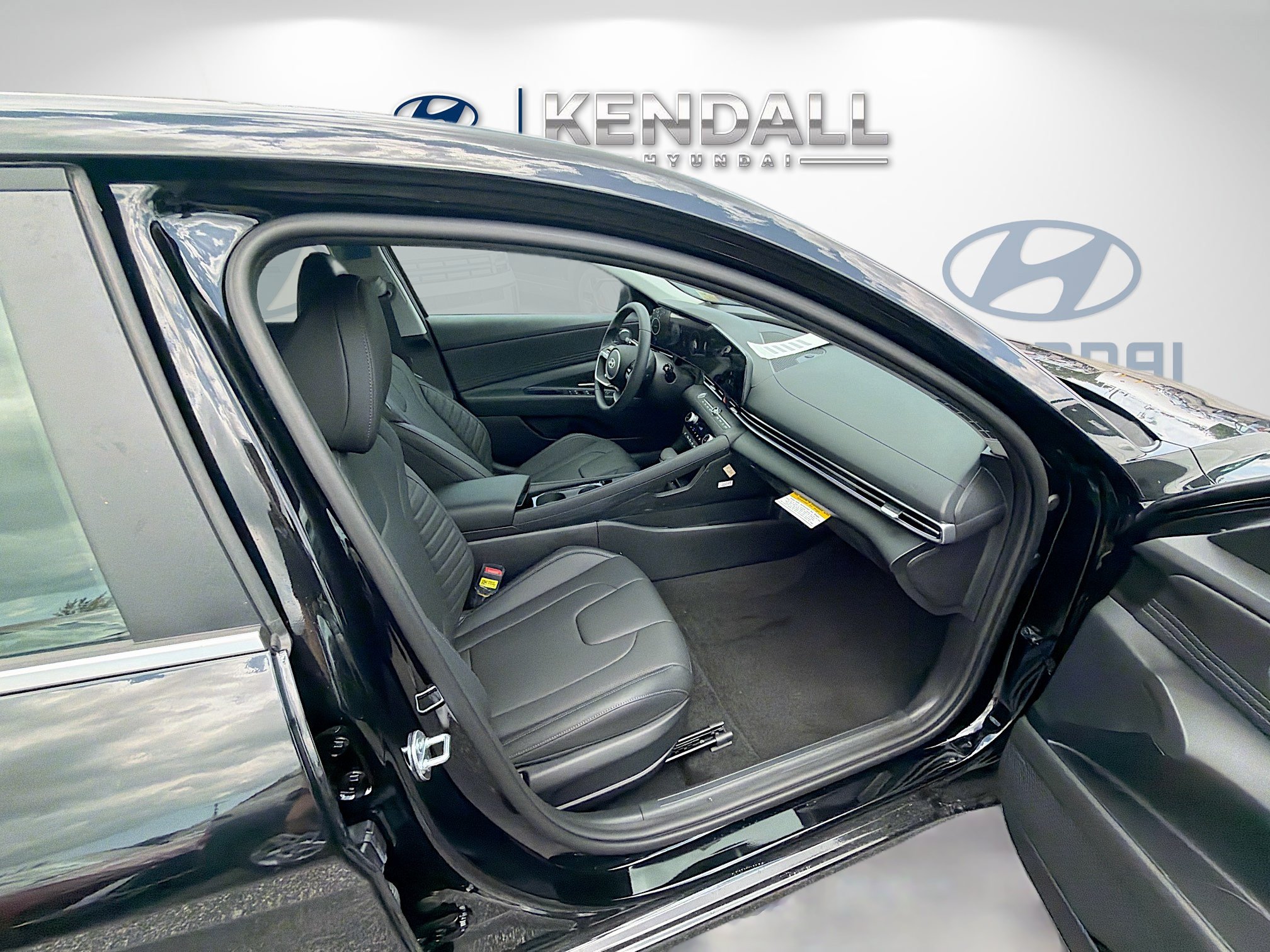 New 2026 Hyundai Elantra Limited FWD image 20