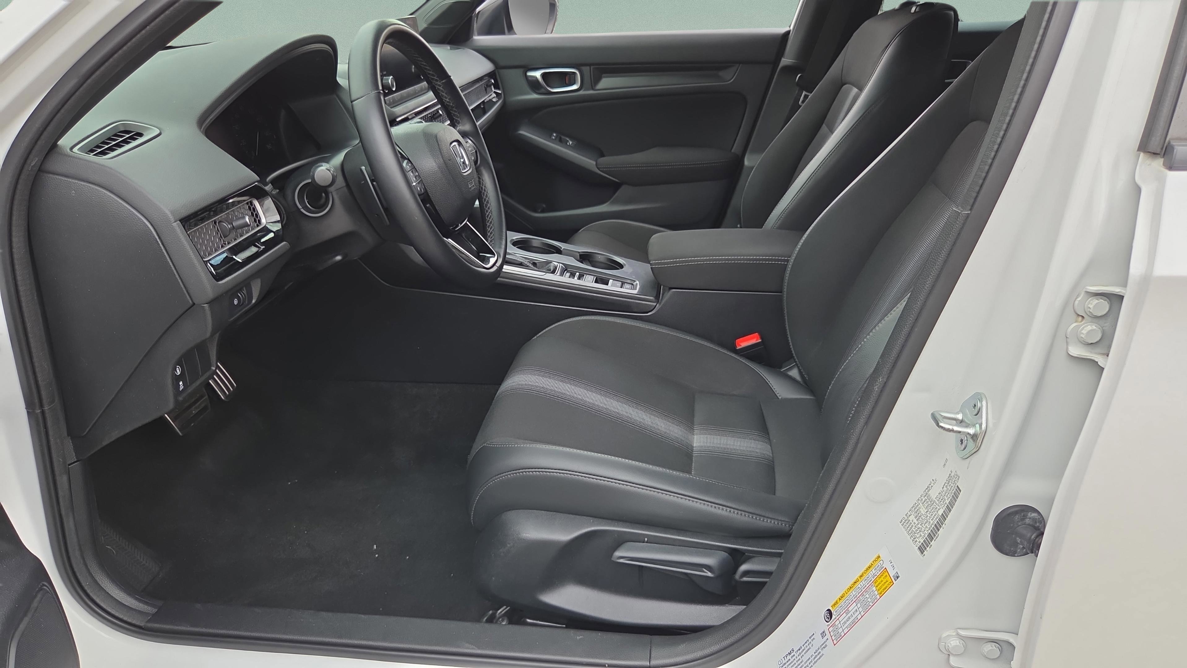 Used 2023 Honda Civic Sport image 7