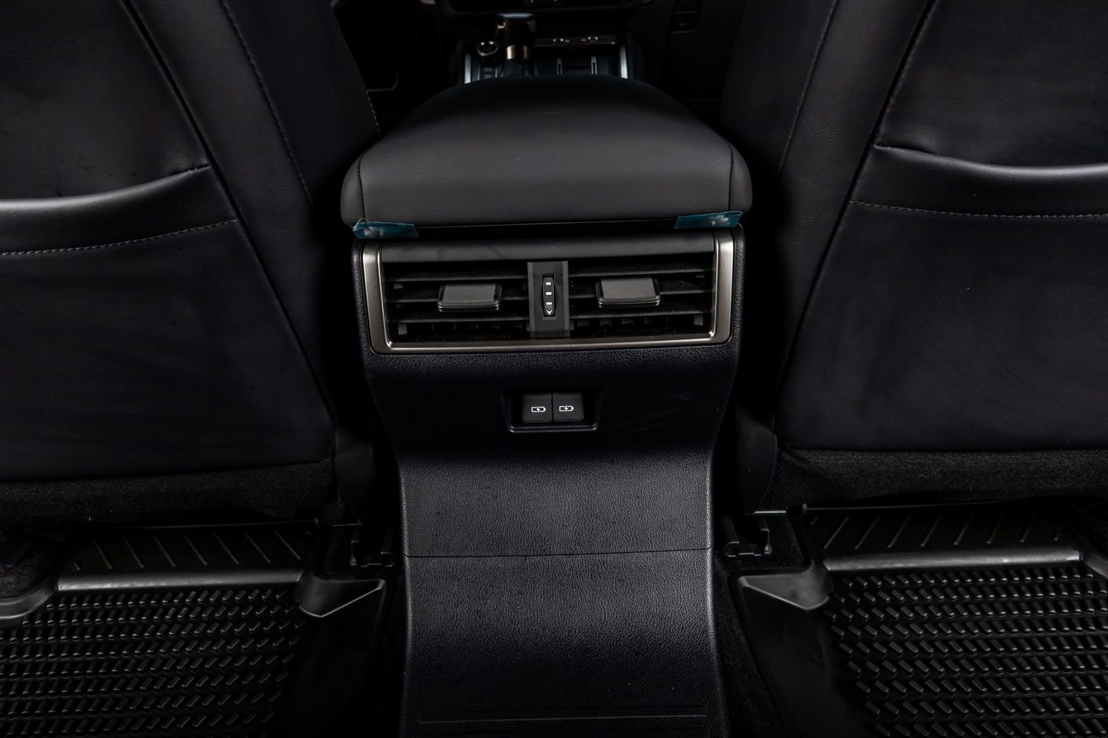 Used 2024 Lexus GX 550 image 33