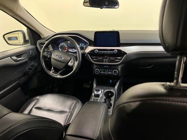 Used 2020 Ford Escape SEL image 10