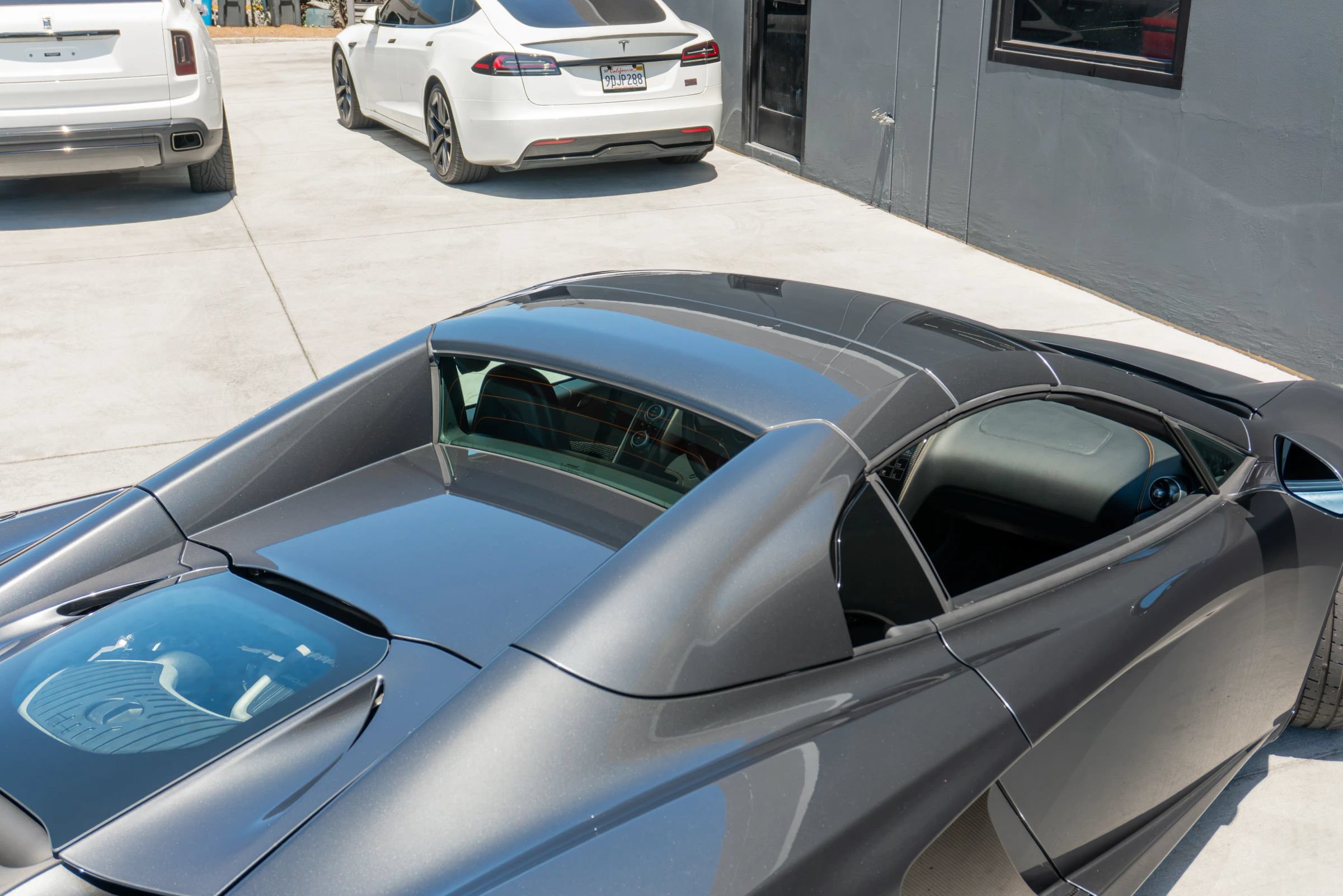 Used 2014 McLaren MP4-12C Spider RWD image 54