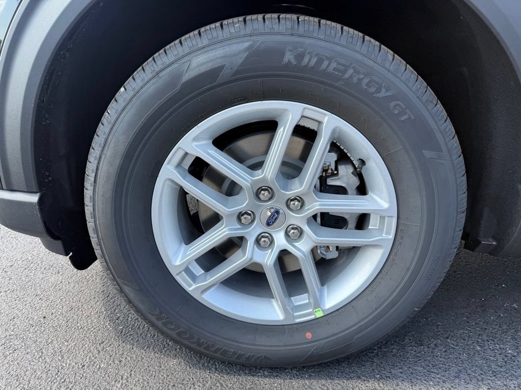 New 2026 Ford Explorer Active AWD/4WD image 11