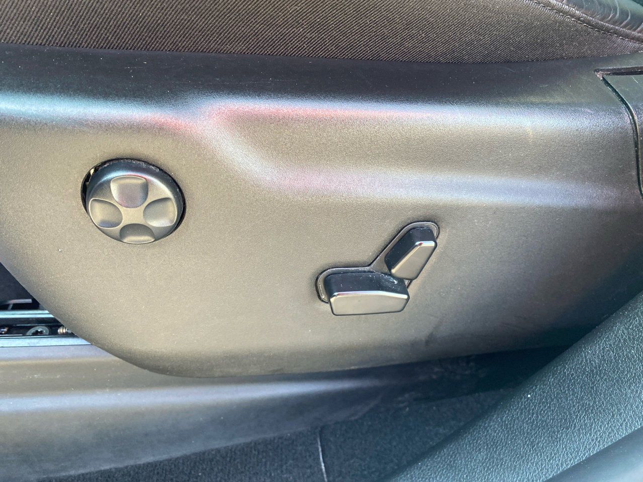 Used 2024 Dodge Durango GT image 15