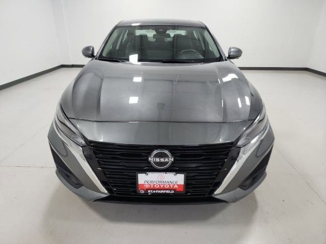 Used 2024 Nissan Altima 2.5 SL FWD image 3