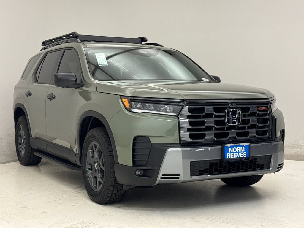 New 2026 Honda Pilot TrailSport image 4