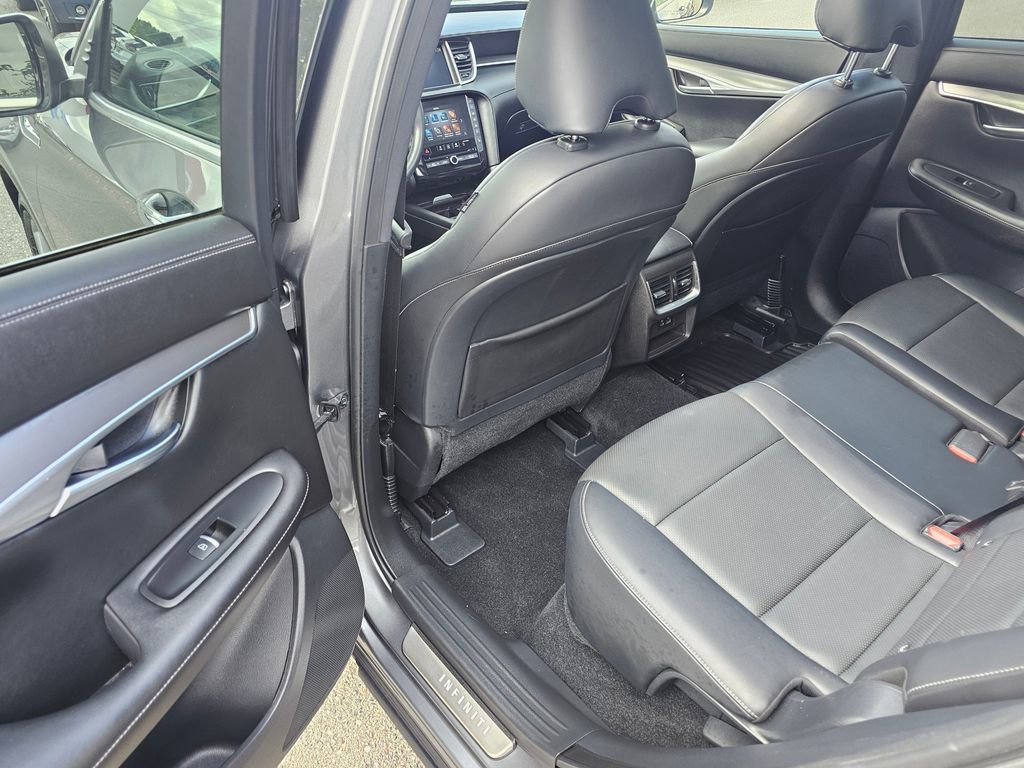 Used 2022 INFINITI QX50 Luxe image 9