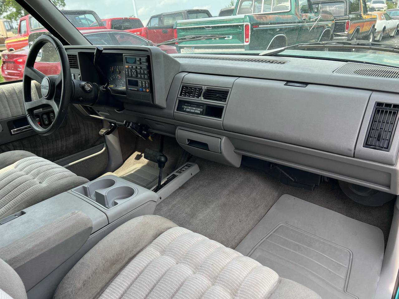 Used 1993 GMC Sierra 2500 4x4 Extended Cab image 10
