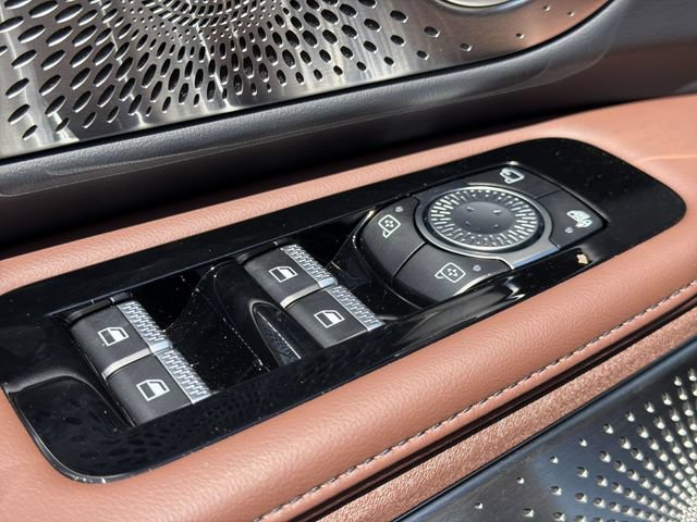 New 2026 Lincoln Nautilus Reserve AWD/4WD image 13