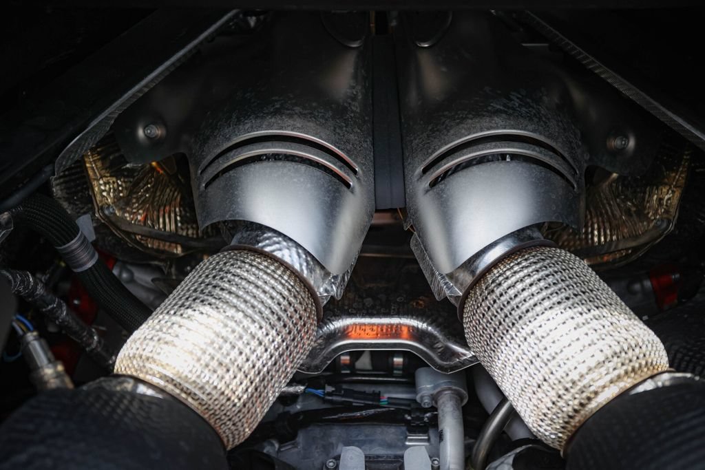 Certified 2026 Ferrari 296 GTS RWD image 21