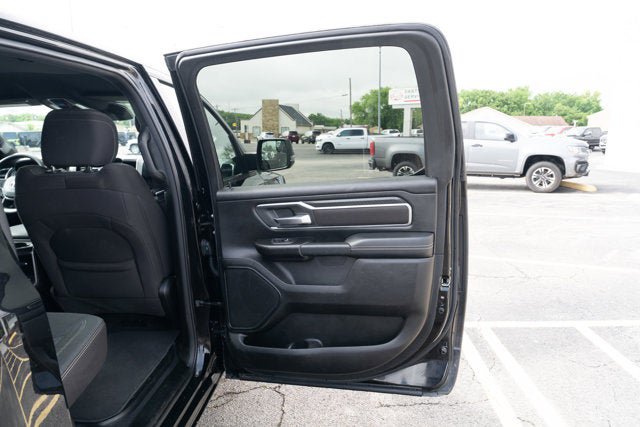 Used 2025 RAM 1500 Big Horn AWD/4WD image 13