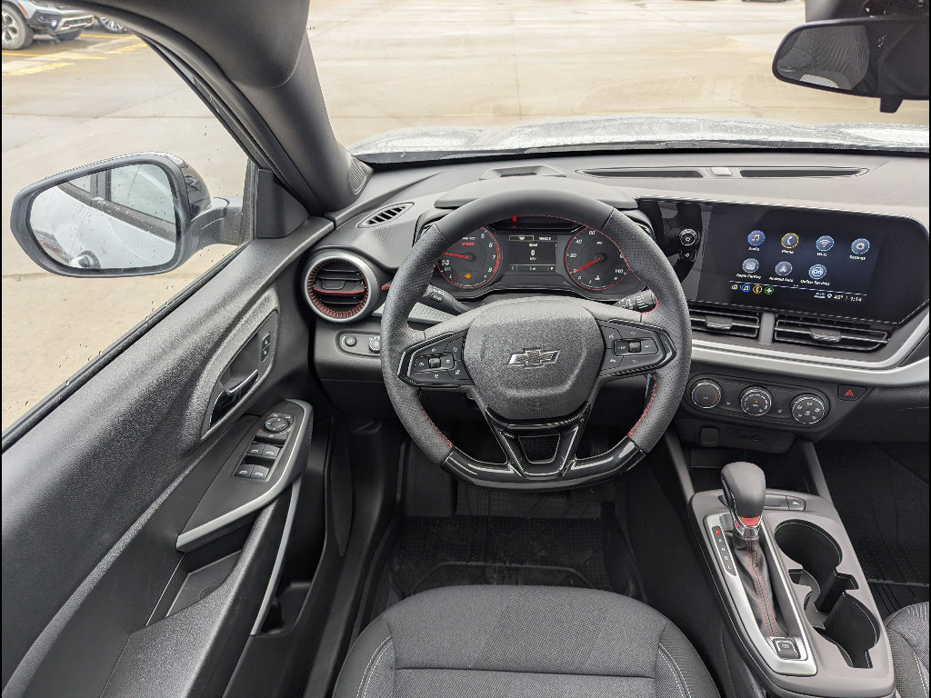 New 2026 Chevrolet Trax RS w/ Sunroof Package image 3