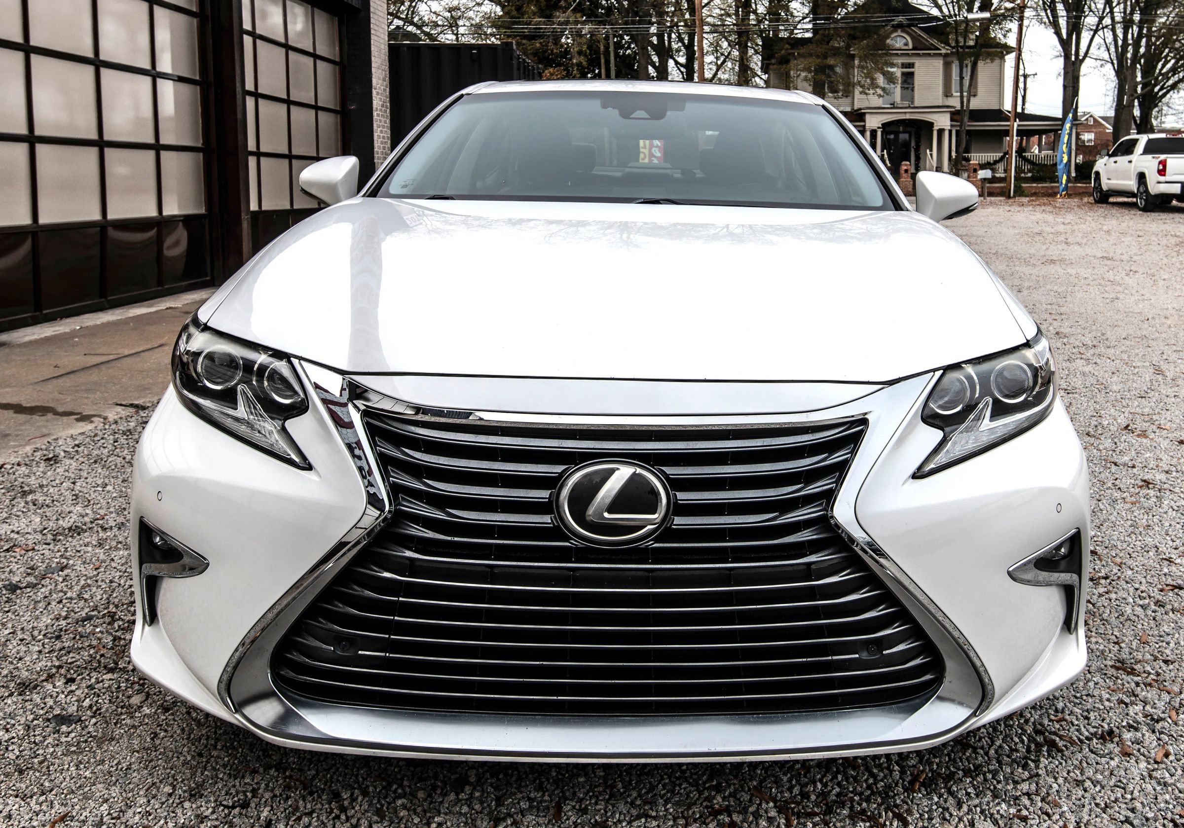 Used 2016 Lexus ES 350 image 3