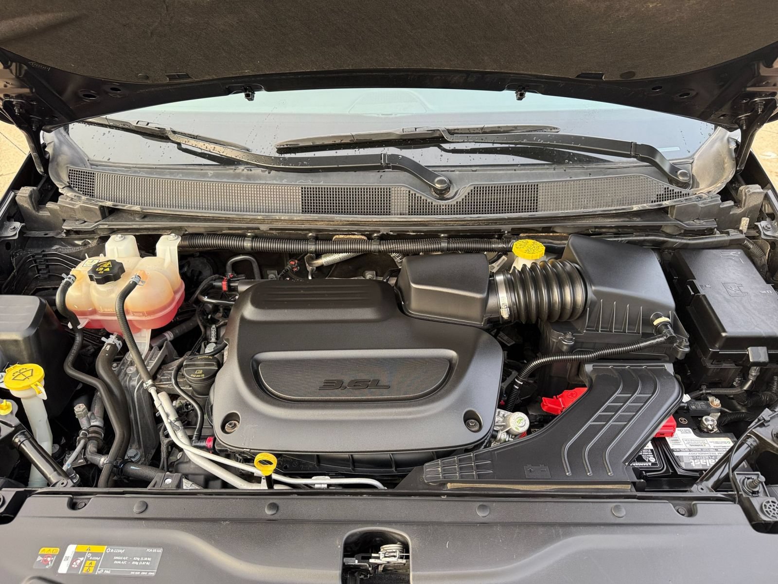 Used 2023 Chrysler Voyager LX FWD image 33