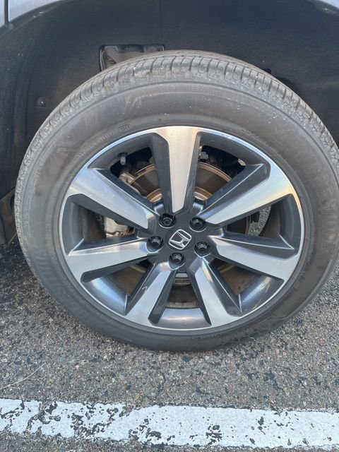 Certified 2023 Honda Pilot Touring image 16