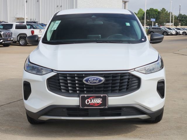 Used 2023 Ford Escape Active FWD image 2