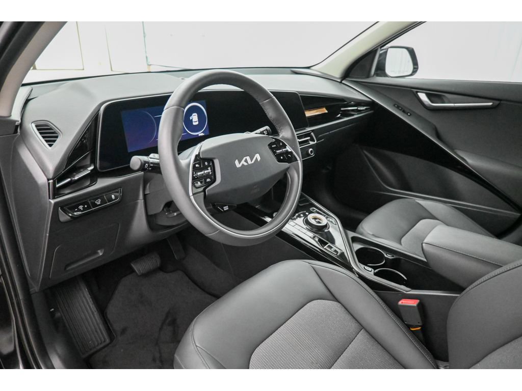 Certified 2025 Kia Niro Wind w/ Wind Preserve Package image 9